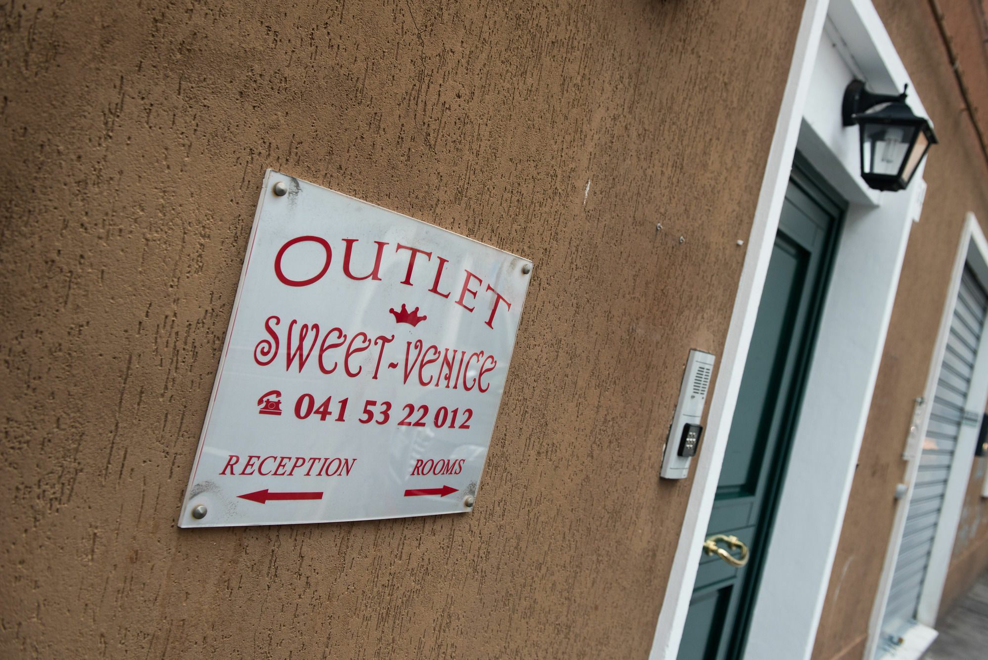 Outlet Sweet Venice Местре Экстерьер фото